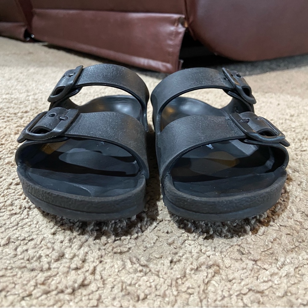 BIRKENSTOCK Kids Unisex Arizona Essential Black EVA Sandal Slides Size 30 C12 - Picture 2 of 9
